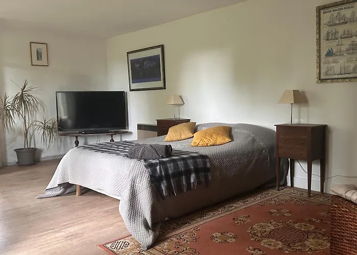 Pedauge Bed & Breakfast