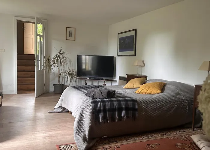 Pedauge Bed & Breakfast Moncrabeau